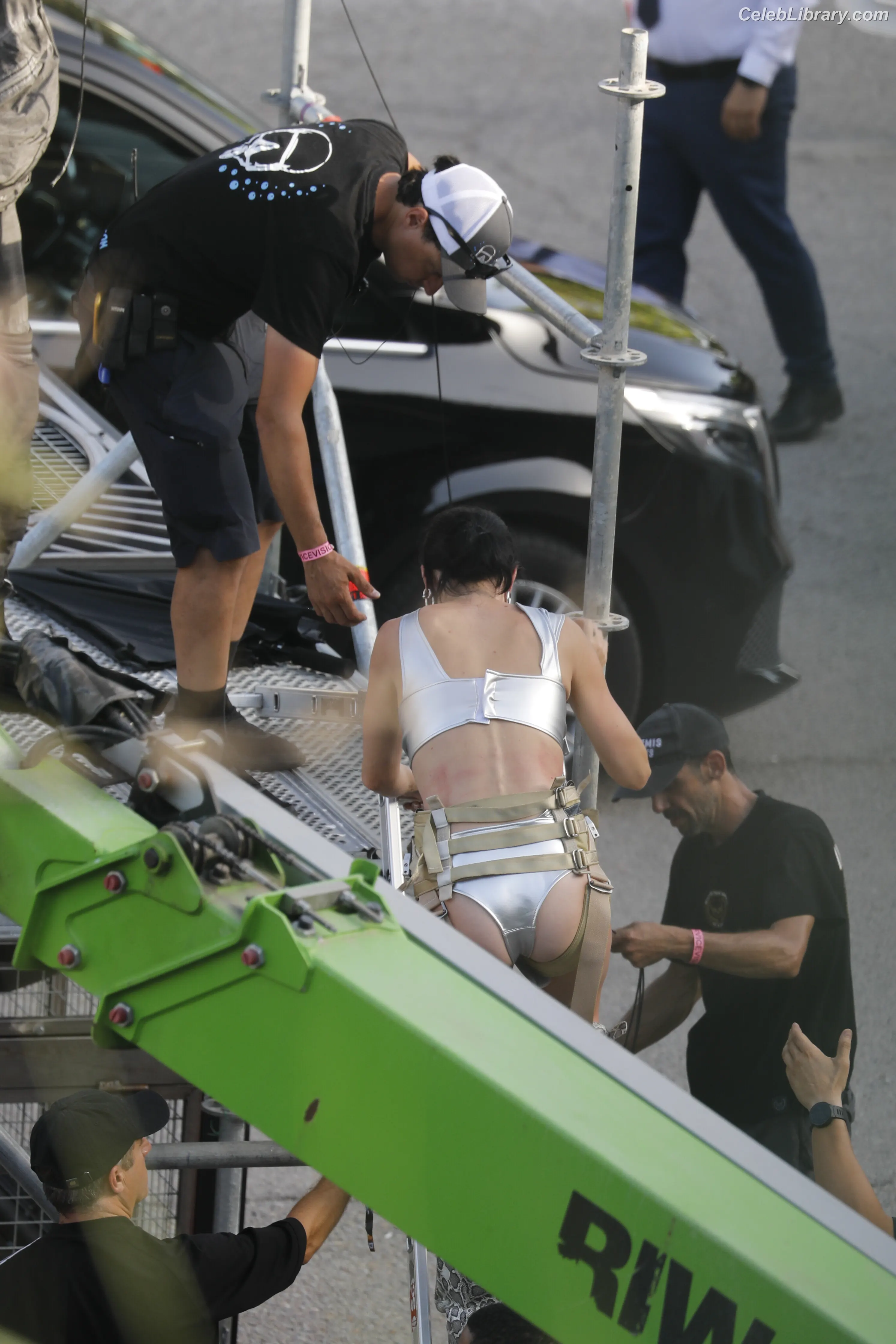 Katy Perry photo 8 of 1939