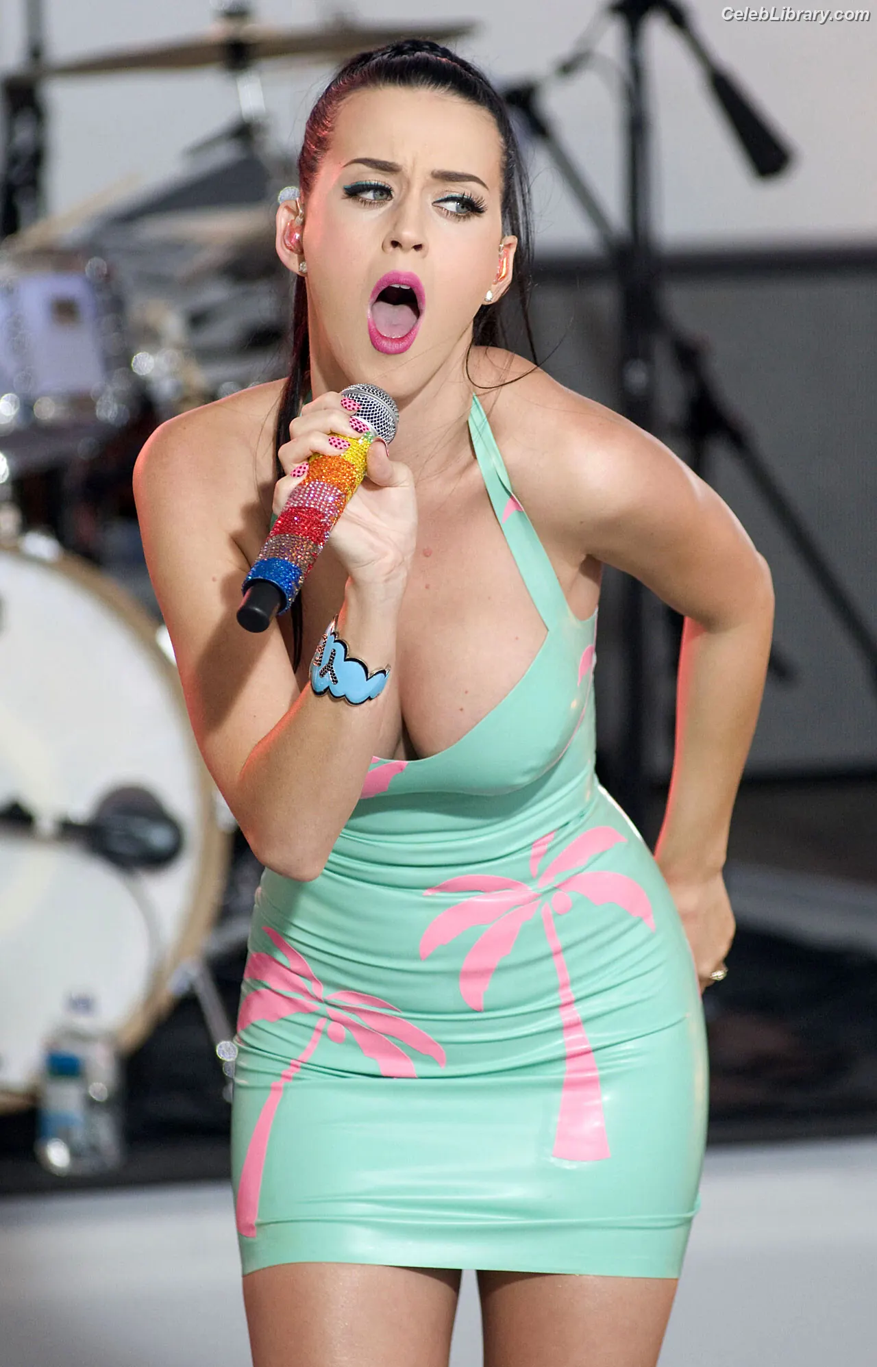 Katy Perry photo 8 of 1939