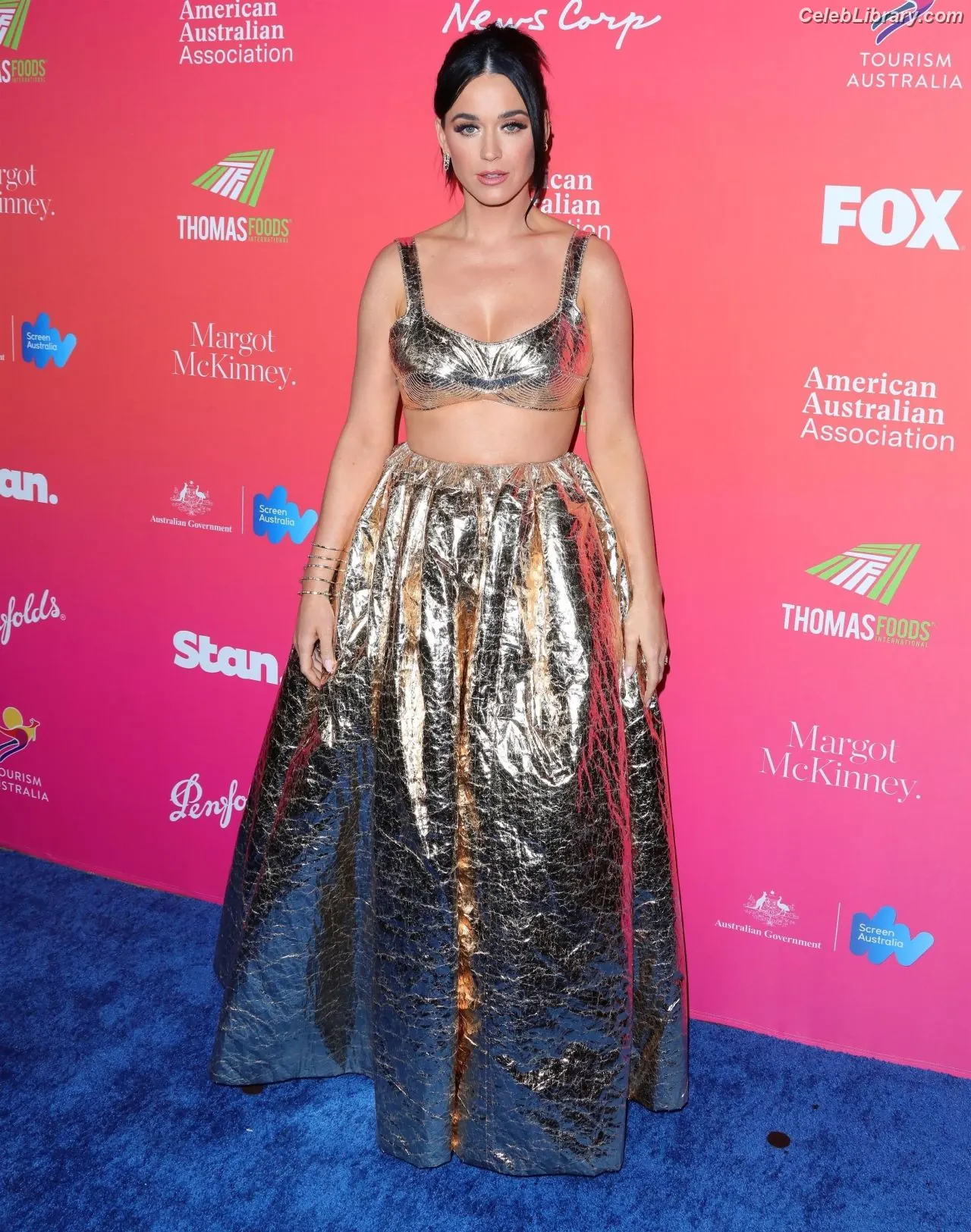 Katy Perry photo 7 of 1939