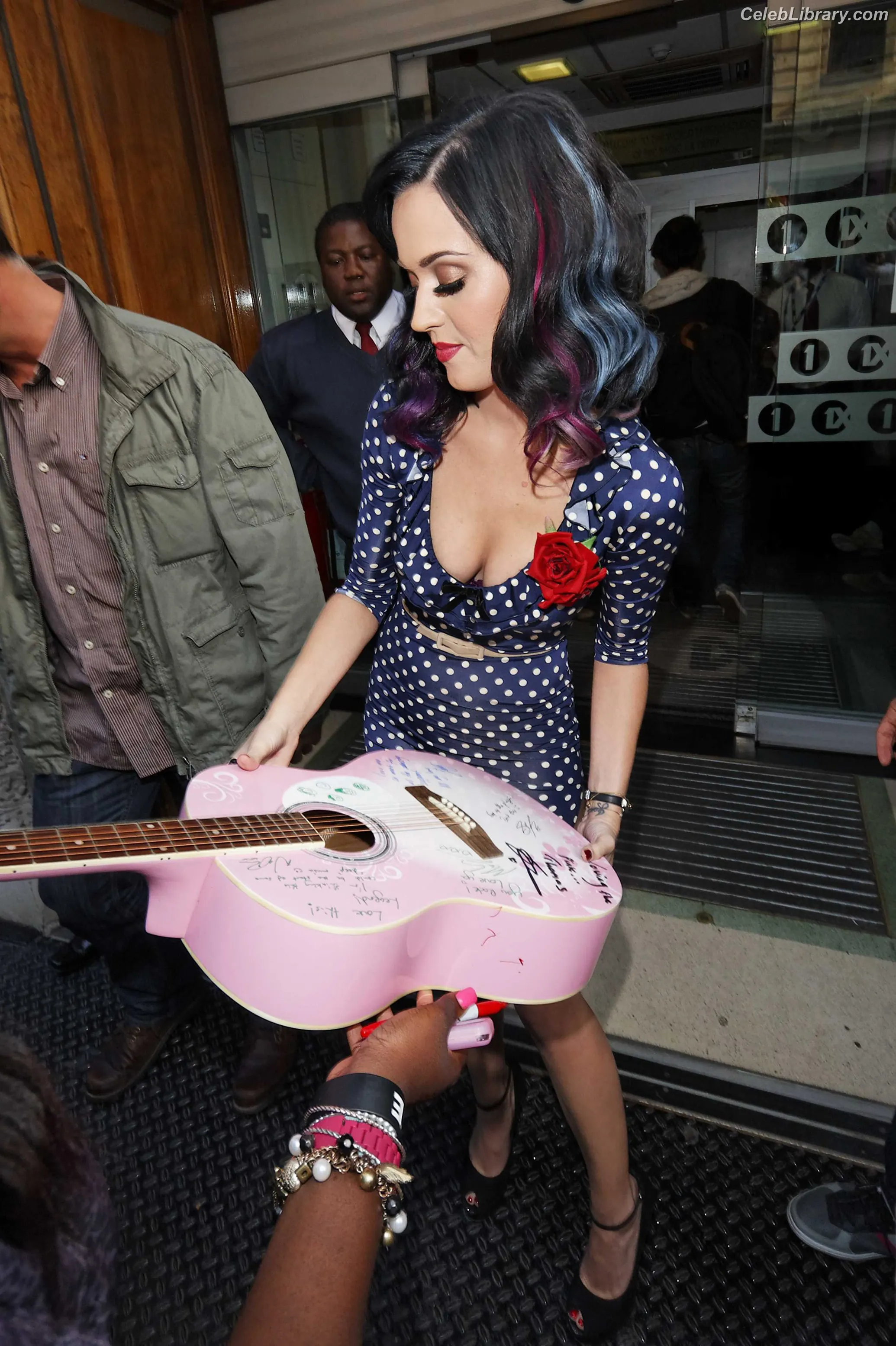 Katy Perry photo 22 of 1939