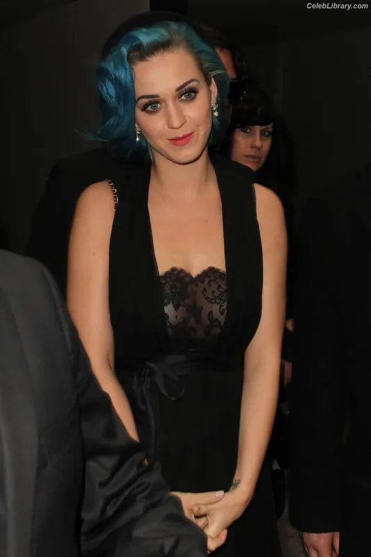 Katy Perry photo 16 of 1940