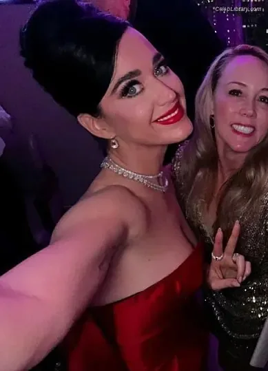 Katy Perry photo 6 of 1940