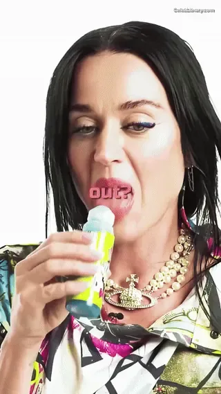 Katy Perry photo 6 of 1940