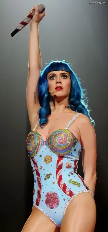 Katy Perry photo 7 of 1940