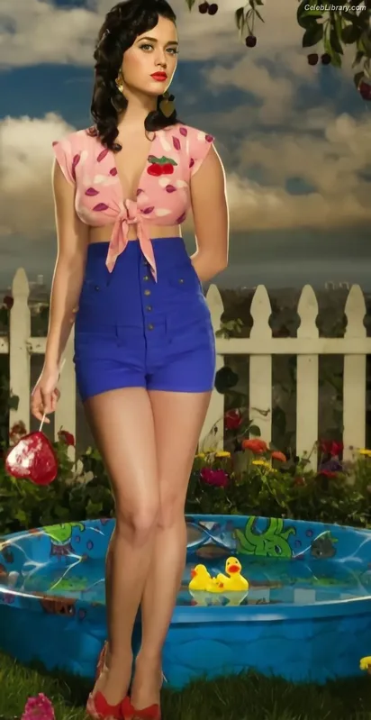 Katy Perry photo 8 of 1940