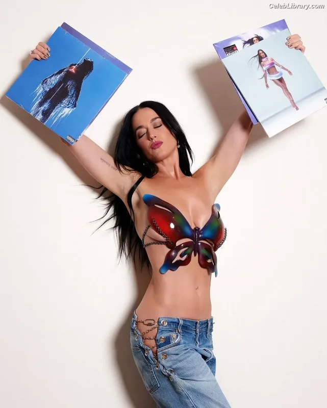 Katy Perry photo 8 of 1940