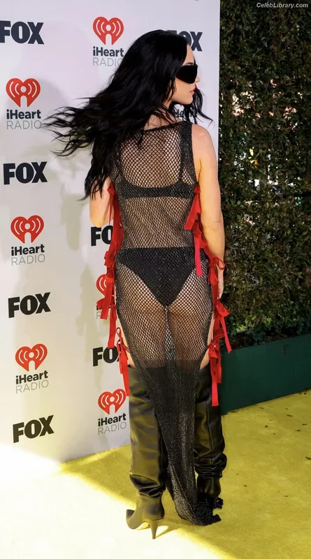 Katy Perry photo 7 of 1940