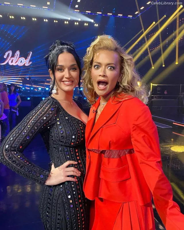Katy Perry photo 11 of 1940