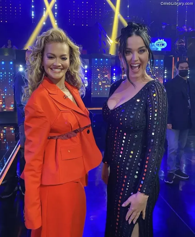 Katy Perry photo 7 of 1940