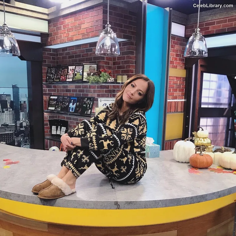 Kay Adams photo 4 of 247