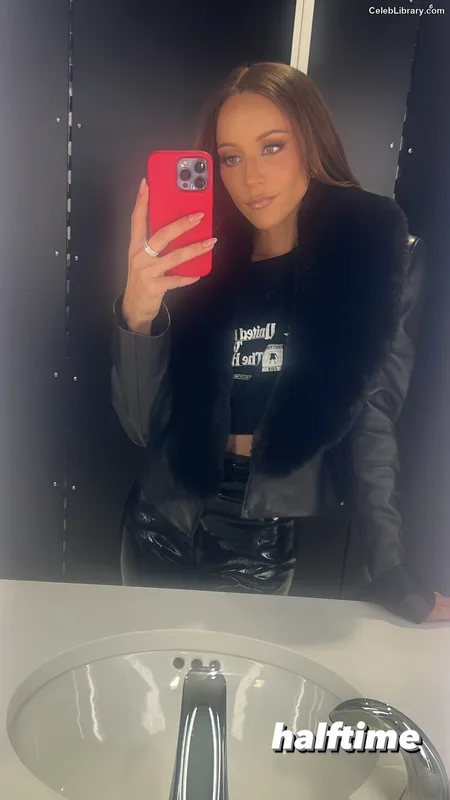 Kay Adams photo 10 of 247