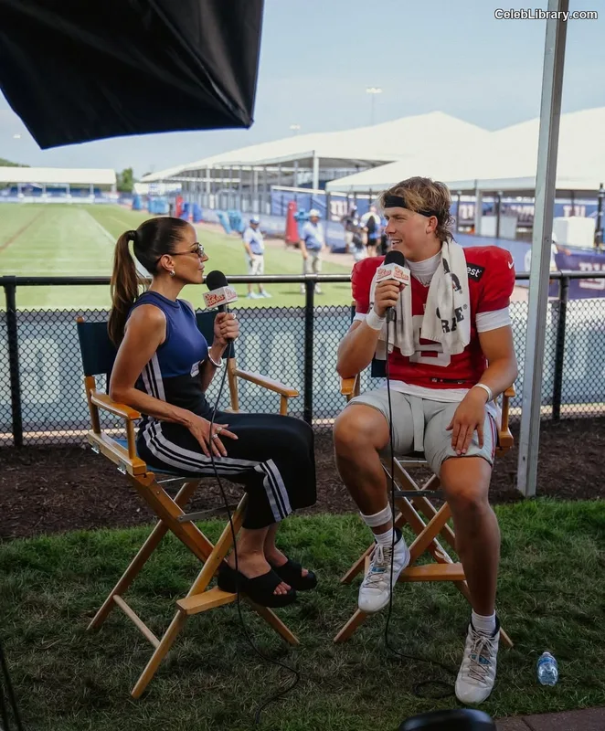 Kay Adams photo 1 of 247