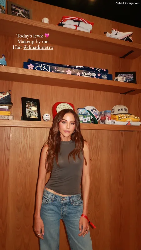 Kay Adams photo 11 of 247