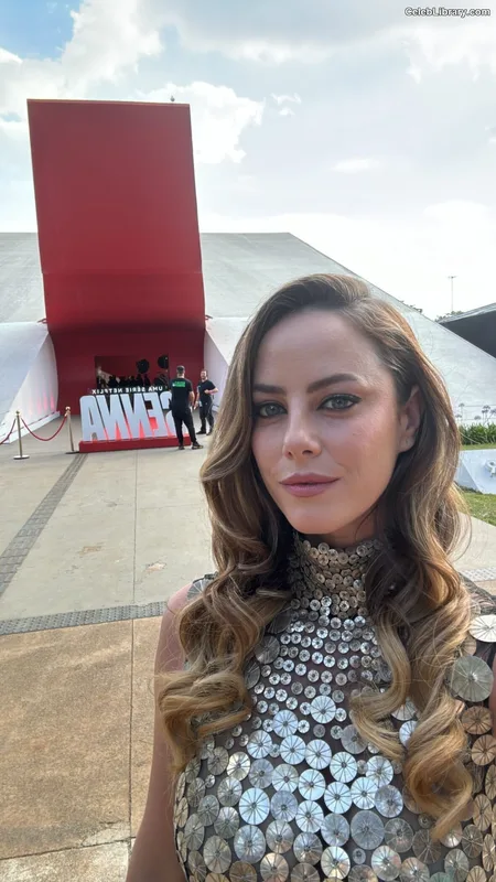 Kaya Scodelario photo 13 of 271