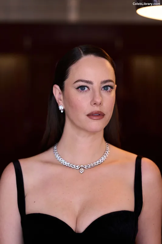 Kaya Scodelario photo 19 of 271