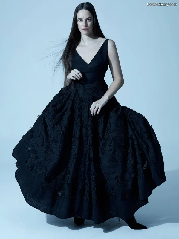 Kaya Scodelario photo 3 of 271