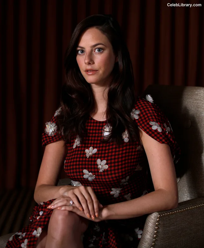 Kaya Scodelario photo 17 of 271