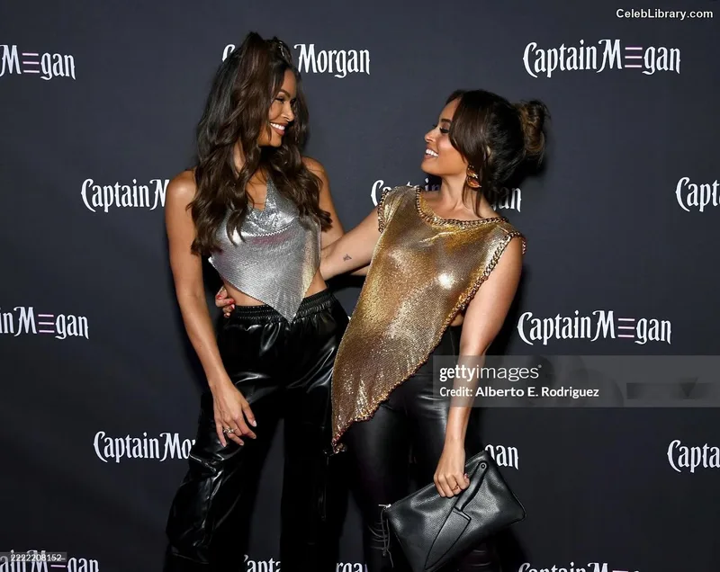 Kayla Braxton photo 15 of 545