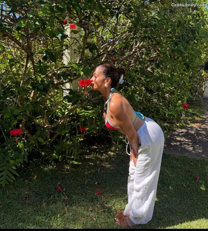 Kayla Braxton photo 10 of 545