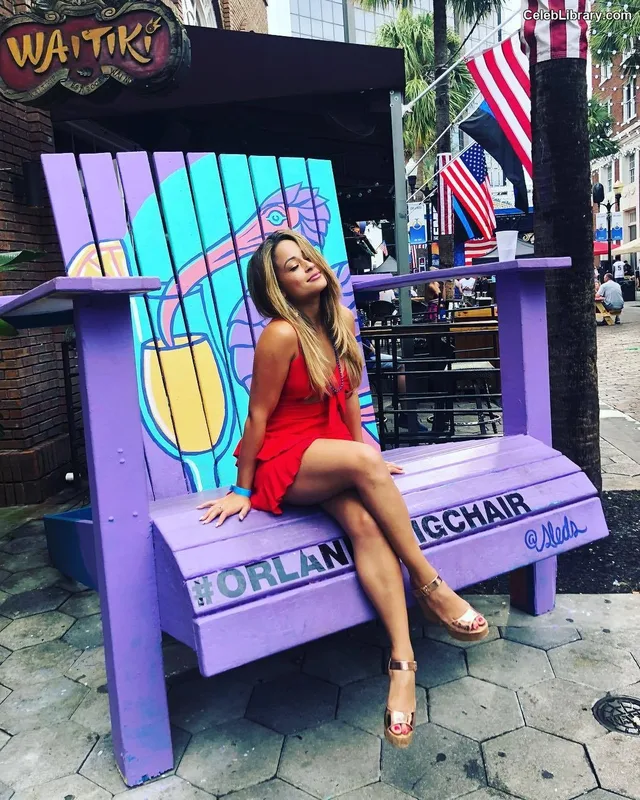 Kayla Braxton photo 18 of 545