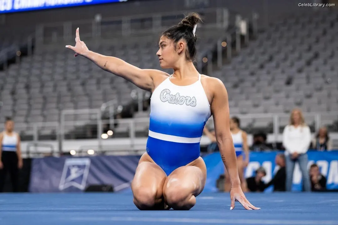 Kayla DiCello photo 12 of 418