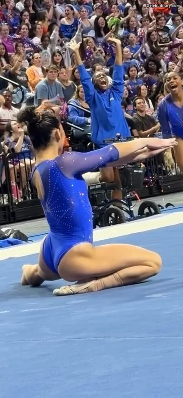 Kayla DiCello photo 22 of 419