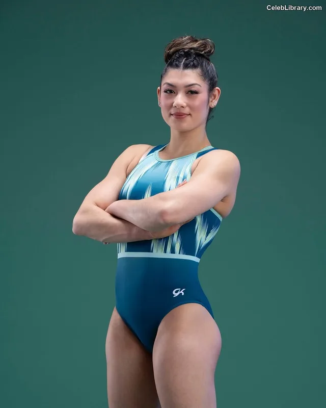 Kayla DiCello photo 20 of 419