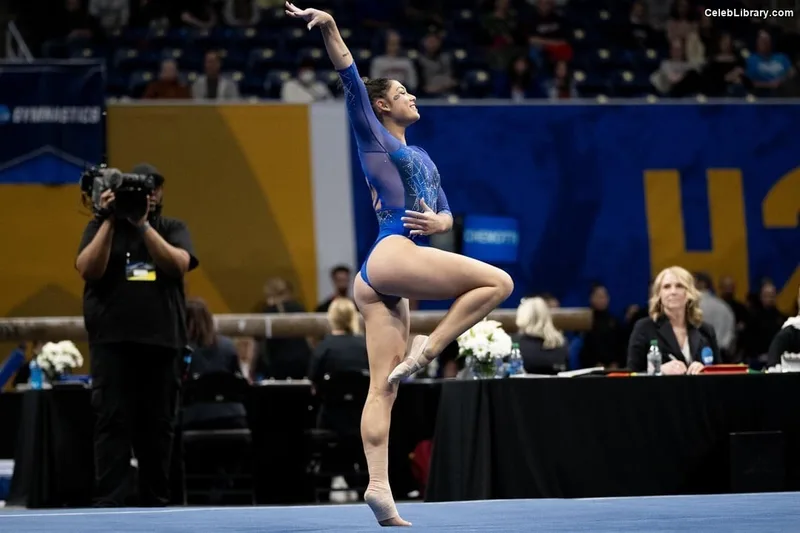 Kayla DiCello photo 10 of 419