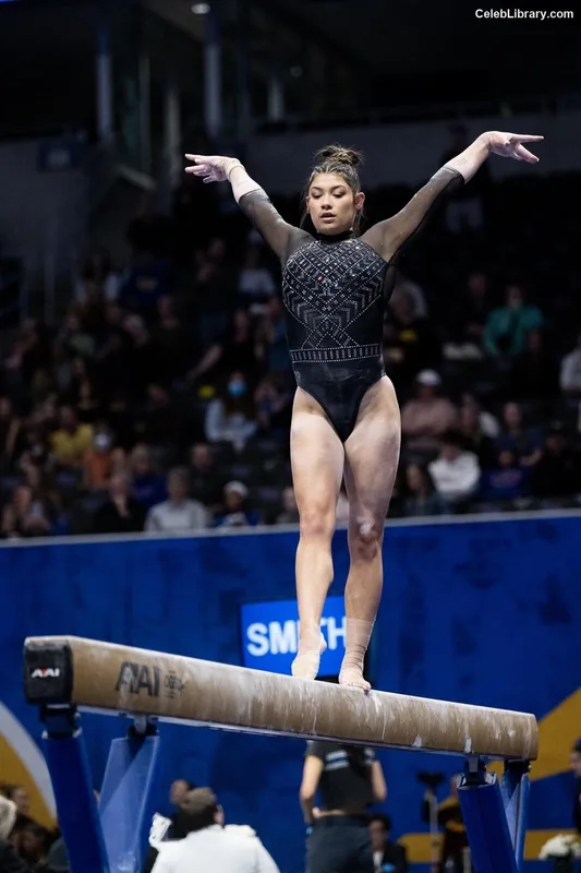 Kayla DiCello photo 20 of 419