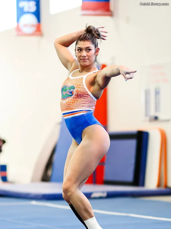 Kayla DiCello photo 10 of 419