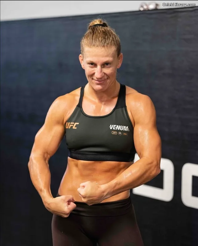 Kayla Harrison photo 12 of 44
