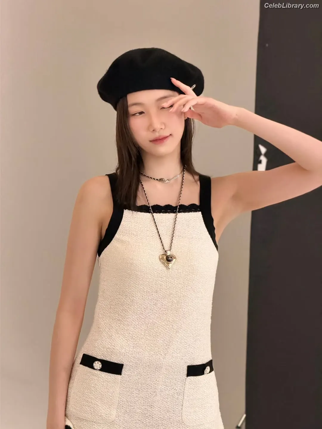 Kazuha Nakamura 中村 一葉 LESSERAFIM photo 15 of 459