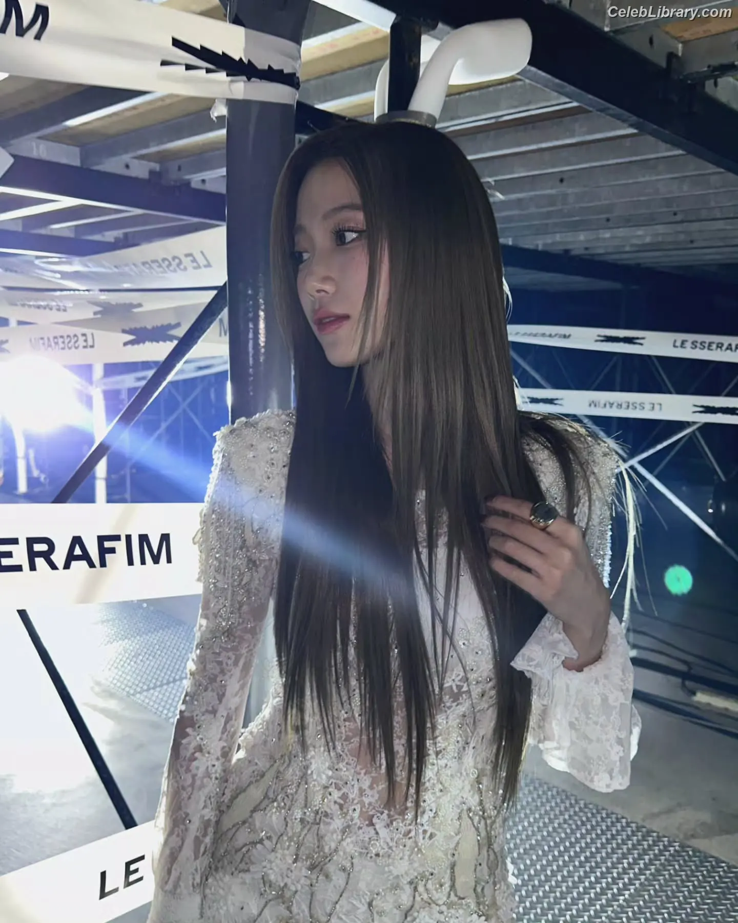 Kazuha Nakamura 中村 一葉  LESSERAFIM photo 23 of 459