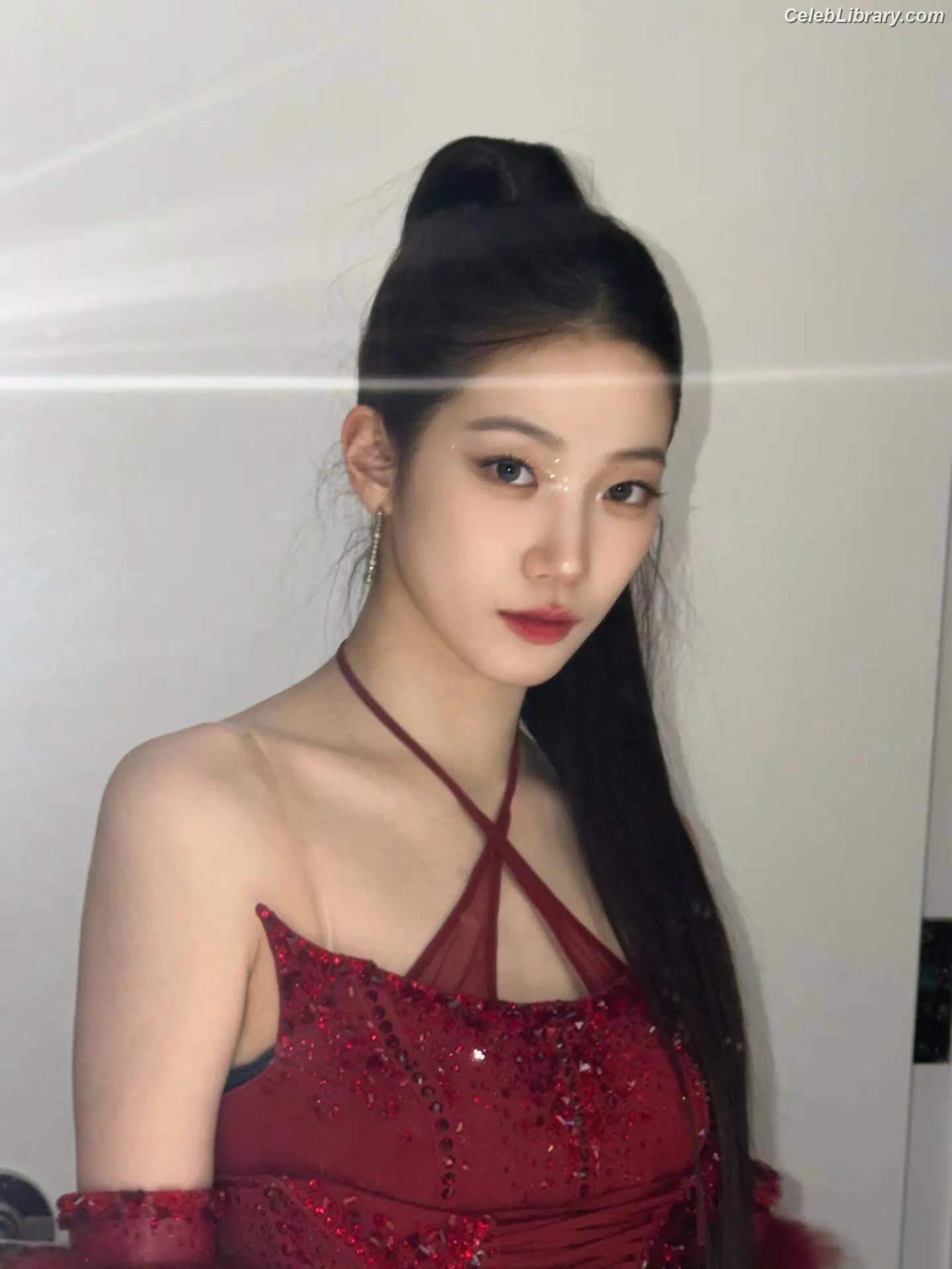 Kazuha Nakamura 中村 一葉 LESSERAFIM photo 5 of 459
