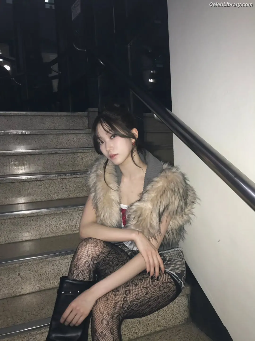Kazuha Nakamura 中村 一葉  LESSERAFIM photo 12 of 459