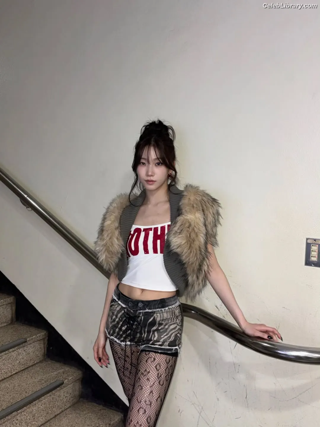 Kazuha Nakamura 中村 一葉  LESSERAFIM photo 20 of 459