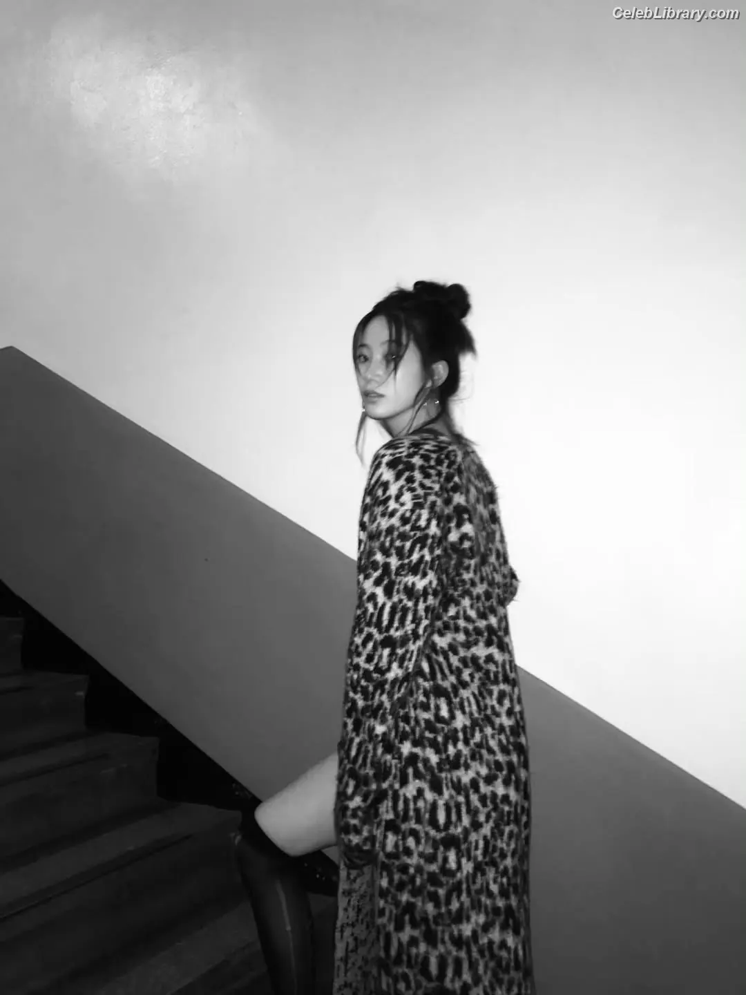 Kazuha Nakamura 中村 一葉 LESSERAFIM photo 8 of 459