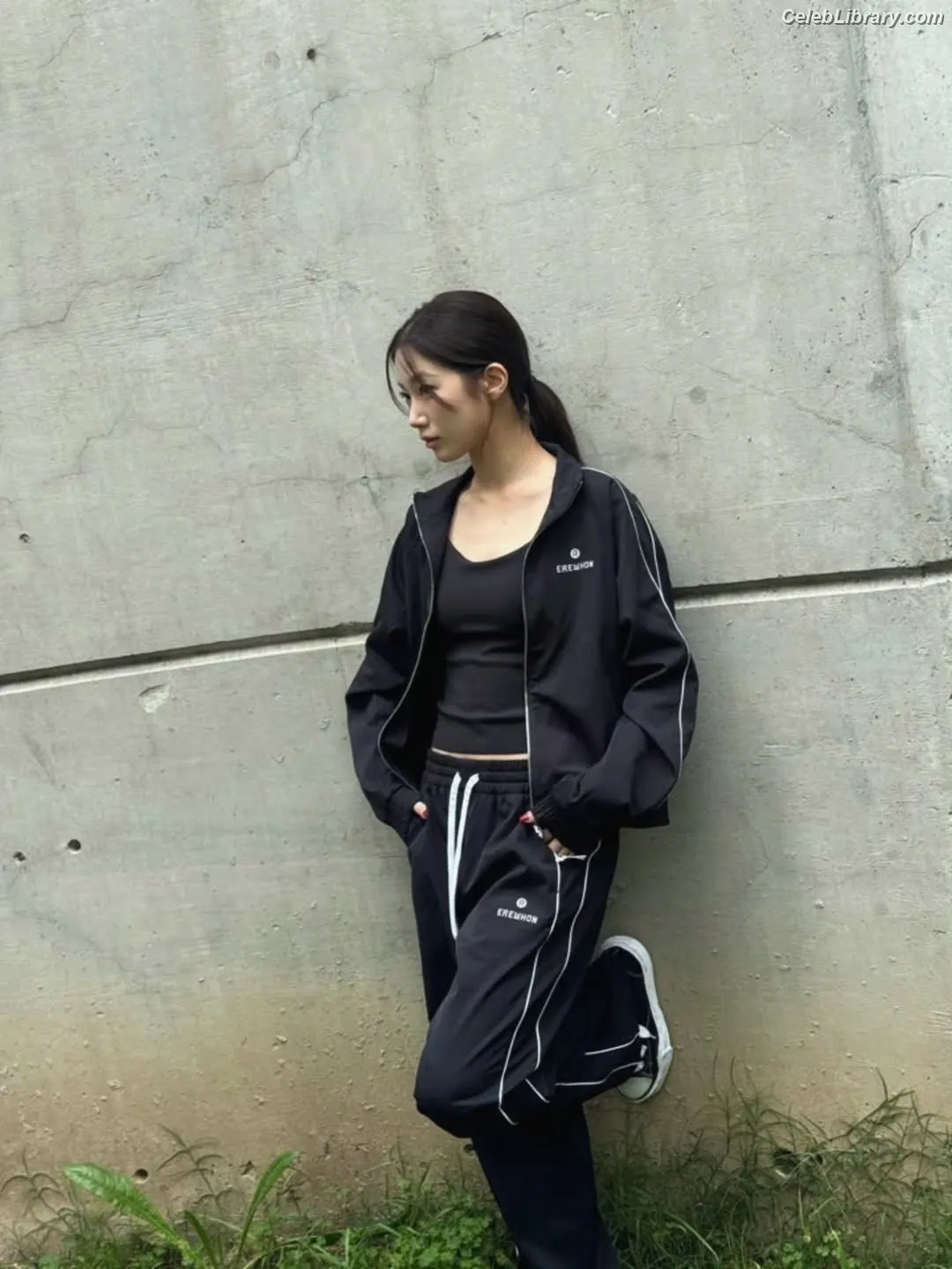 Kazuha Nakamura 中村 一葉 LESSERAFIM photo 11 of 459