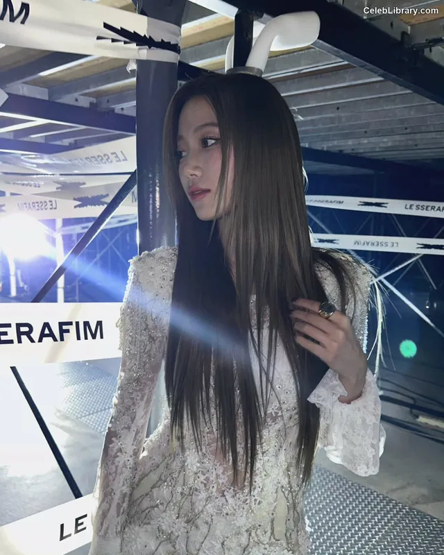 Kazuha Nakamura 中村 一葉  LESSERAFIM photo 23 of 460