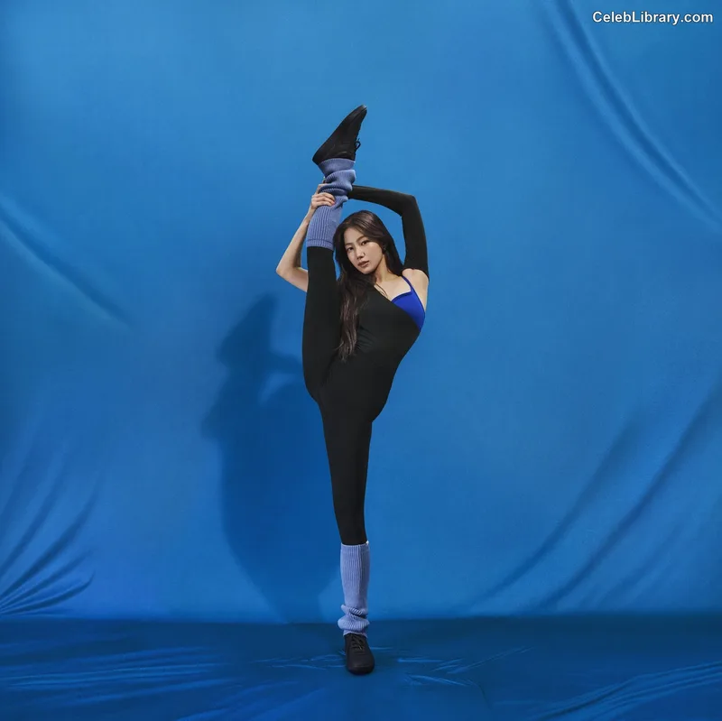 Kazuha Nakamura 中村 一葉  LESSERAFIM photo 19 of 460