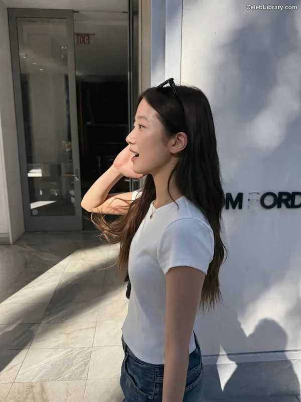 Kazuha Nakamura 中村 一葉  LESSERAFIM photo 5 of 460