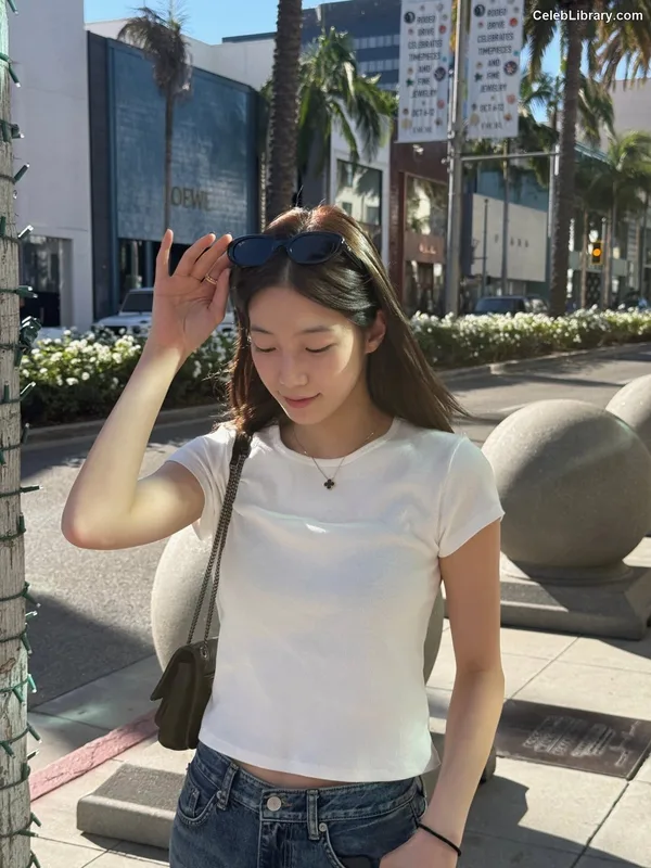 Kazuha Nakamura 中村 一葉  LESSERAFIM photo 6 of 460