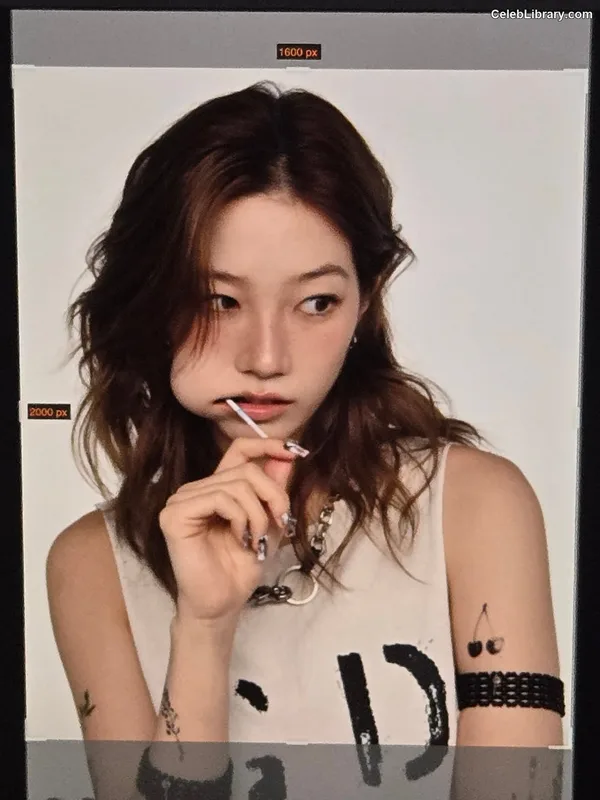 Kazuha Nakamura 中村 一葉  LESSERAFIM photo 1 of 460