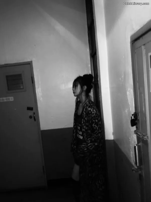 Kazuha Nakamura 中村 一葉  LESSERAFIM photo 22 of 460