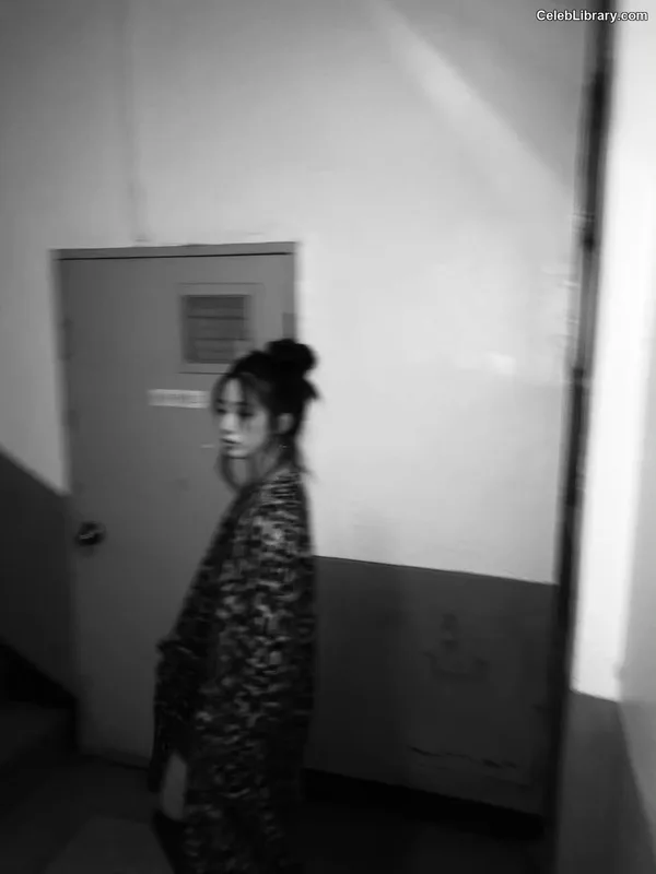 Kazuha Nakamura 中村 一葉  LESSERAFIM photo 23 of 460