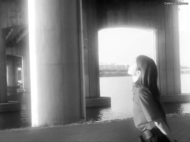 Kazuha Nakamura 中村 一葉  LESSERAFIM photo 8 of 460