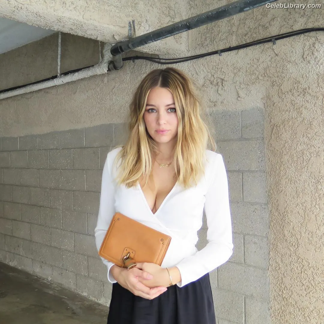 Keeley Hazell photo 22 of 1480