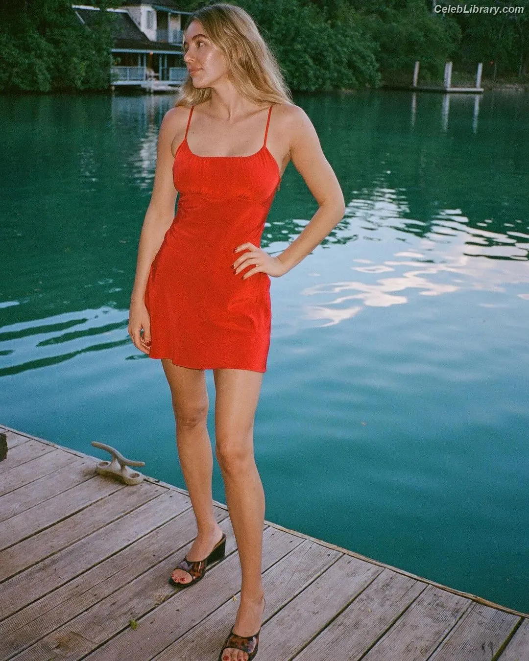 Keeley Hazell photo 24 of 1480
