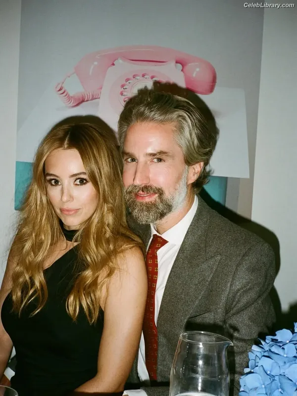 Keeley Hazell photo 18 of 1481