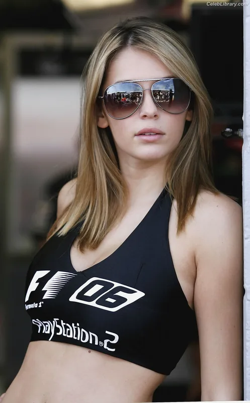 Keeley Hazell photo 6 of 1481